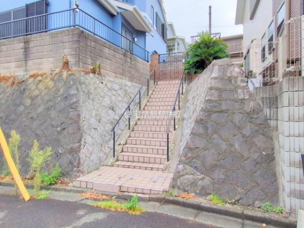 旭区上白根2丁目 