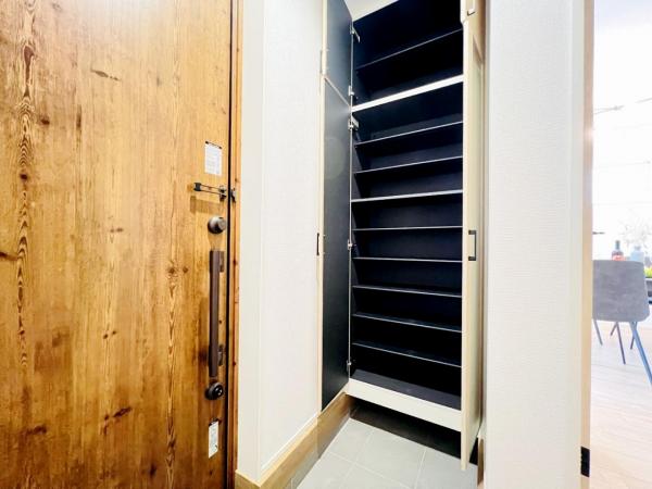 我孫子市青山台２丁目 戸建 玄関