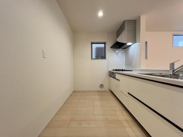 春日部市小渕 キッチン