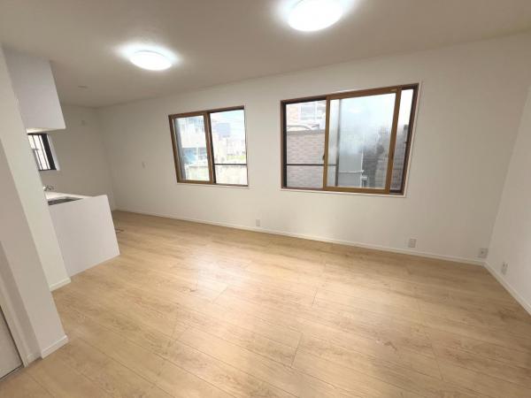 中古戸建 川口市大字東本郷 日暮里・舎人ライナー見沼代親水公園駅 2,399万円