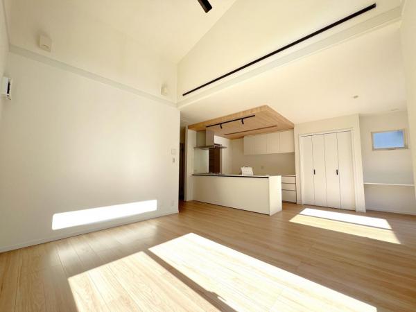 新築戸建 鎌倉市手広４丁目 湘南モノレール湘南深沢駅 5,680万円