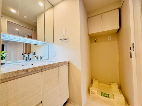 オープンレジデンシア横浜台町 ランドリースペース