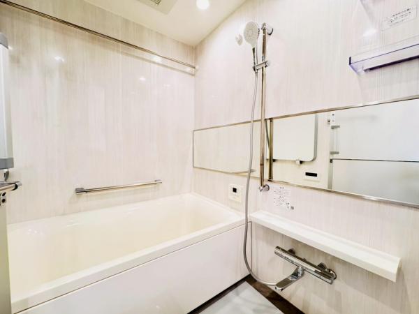 オープンレジデンシア横浜台町 浴室