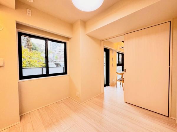 オープンレジデンシア横浜台町 洋室