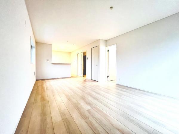 伊勢原市高森 戸建 ダイニングキッチン