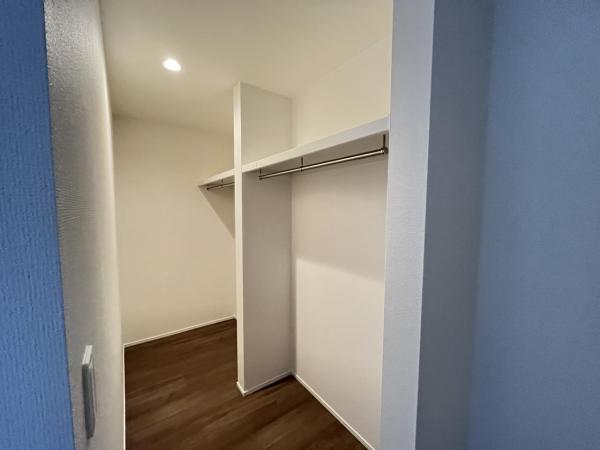 千葉市宮野木町26期4棟 ウォークインクローゼット