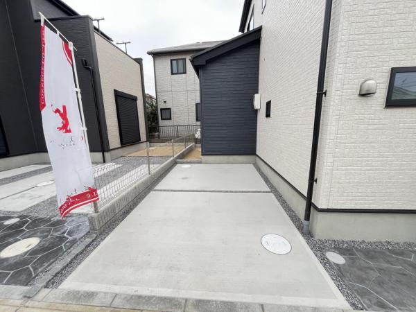 千葉市宮野木町26期4棟 駐車場