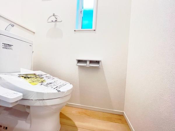 相模原市中央区上溝第140　戸建 トイレ