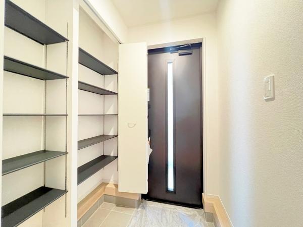 相模原市中央区上溝第140　戸建 収納