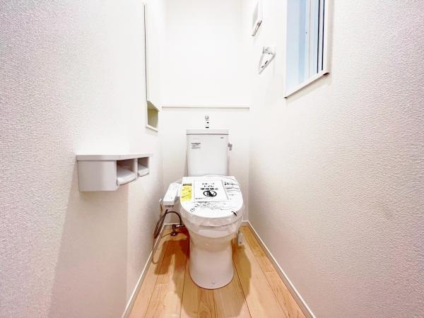 相模原市中央区上溝第140　戸建 トイレ