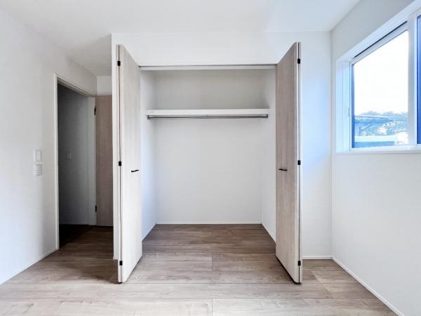 八王子市大和田町１丁目２４ー１期 戸建 収納