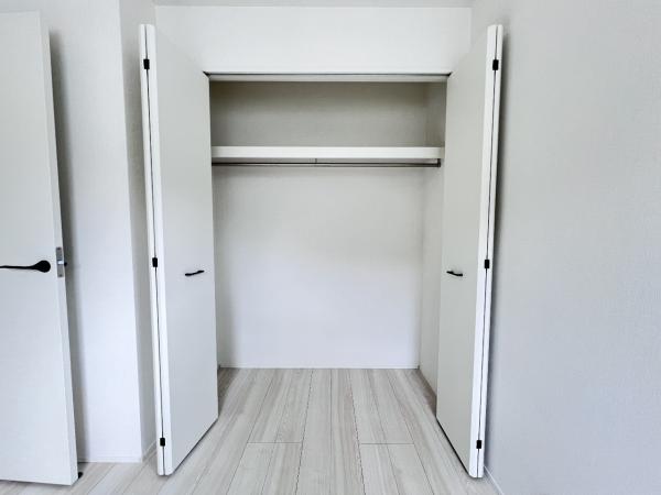 八王子市弐分方町２４－１期 戸建 収納