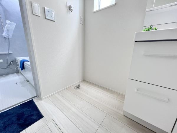 八王子市弐分方町２４－１期 戸建 ランドリースペース