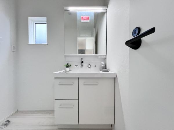 八王子市弐分方町２４－１期 戸建 洗面化粧台