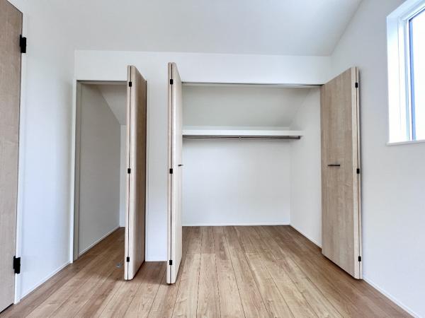 八王子市弐分方町２４－１期 戸建 収納