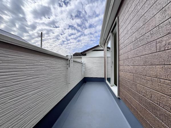 八王子市弐分方町２４－１期 戸建 バルコニー