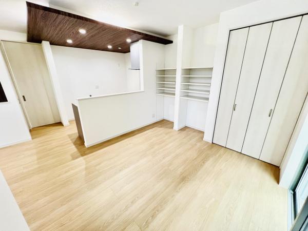 中田東4丁目 ダイニング