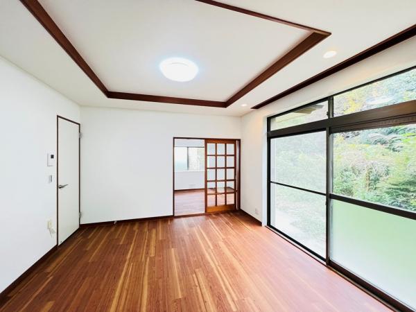 相模原市緑区若葉台３丁目 中古戸建 リビング