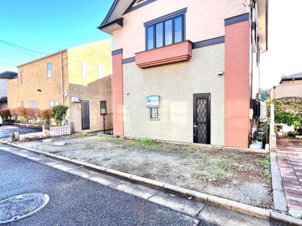 平塚市片岡 中古戸建 駐車場