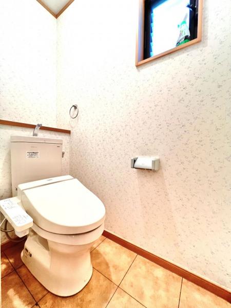 平塚市片岡 中古戸建 トイレ