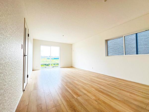 新築戸建 伊勢原市下糟屋 小田急線伊勢原駅 3,280万円