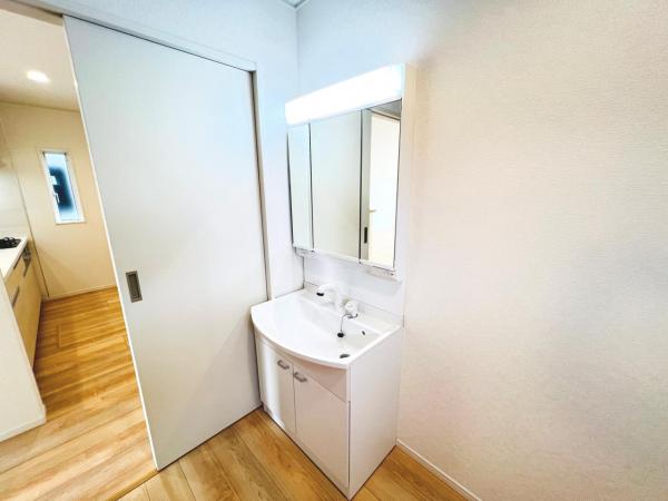 伊勢原市下糟屋 戸建 洗面化粧台