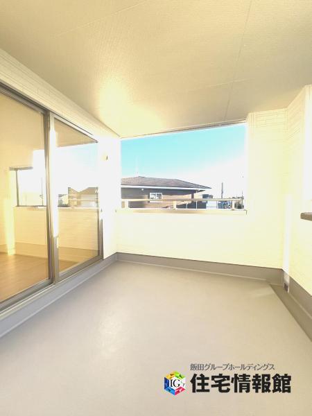 川島町上伊草 バルコニー