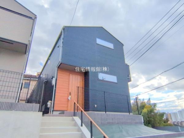新築戸建 神奈川県横浜市港南区上永谷３丁目16 横浜市営地下鉄ブルーライン上永谷駅 6,180万円