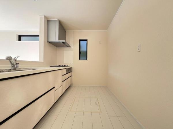 春日部市大枝902番 キッチン