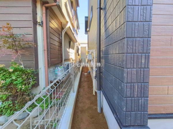 春日部市大枝902番 