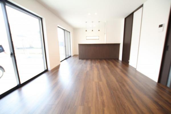 日高市大字原宿 戸建 リビングダイニング