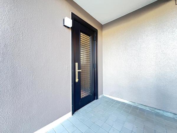 横浜市緑区三保町 中古戸建 玄関