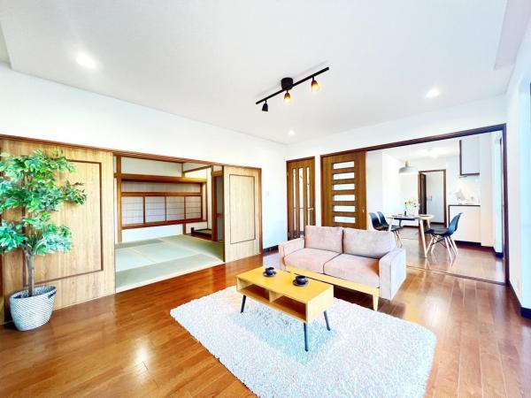 横浜市緑区三保町 中古戸建 リビング