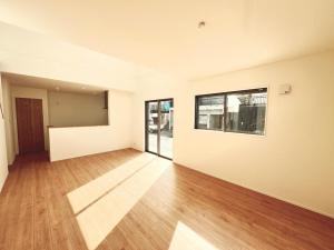 新築戸建 横浜市港南区芹が谷３丁目10-13 横浜市営地下鉄ブルーライン上永谷駅 53900000