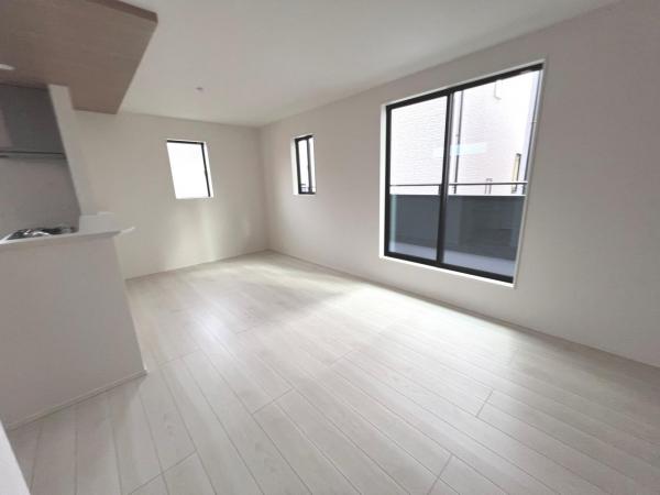 新築戸建 川口市本前川１丁目 JR京浜東北線蕨駅 3,399万円