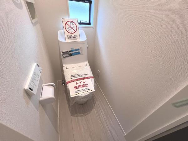 川口市本前川町１丁目 戸建 トイレ