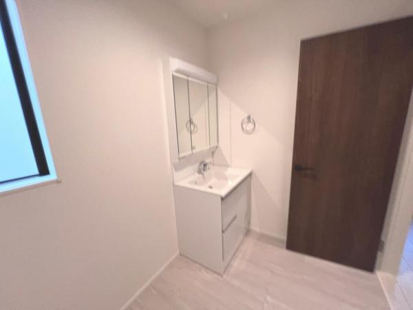 川口市本前川１丁目 戸建 洗面化粧台