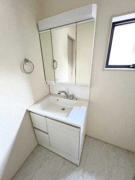 富士見市渡戸1丁目 洗面化粧台