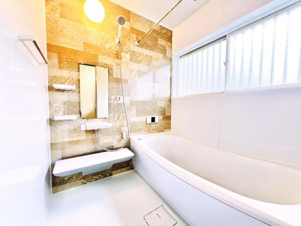 千葉市緑区誉田町２丁目 中古戸建 浴室