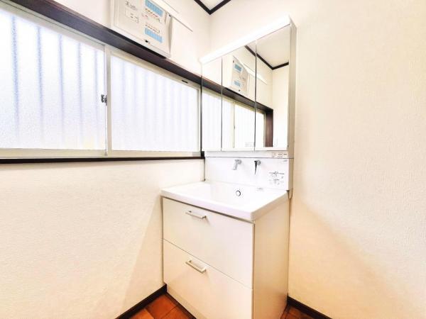 千葉市緑区誉田町２丁目 中古戸建 洗面化粧台