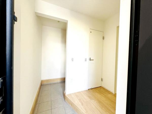 柏市中新宿１丁目 戸建 玄関