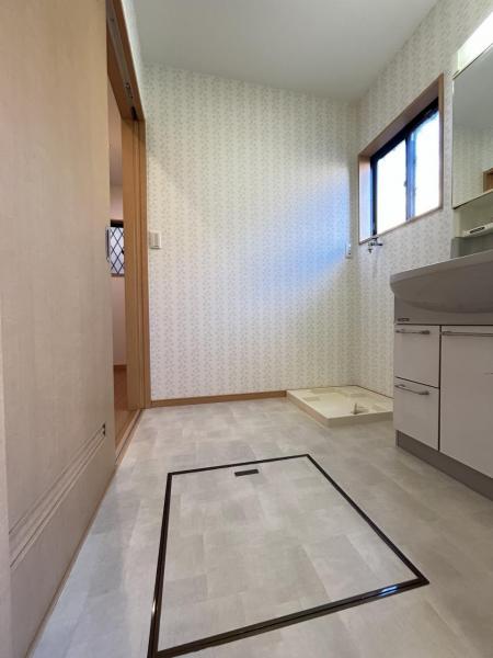 川越市今成１丁目 中古戸建 脱衣所