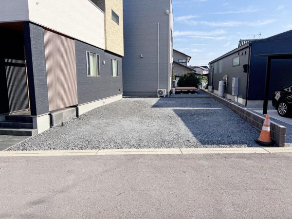 宇都宮市江曽島４丁目 中古戸建 駐車場