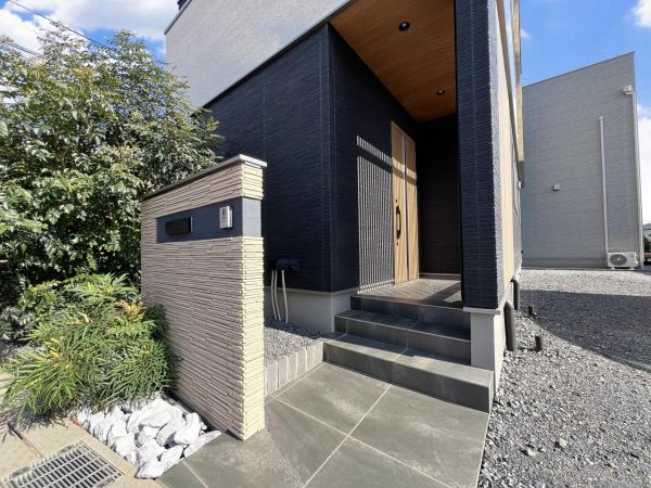 宇都宮市江曽島４丁目 中古戸建 玄関
