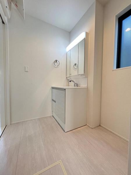 春日部市米島6期　戸建 脱衣所