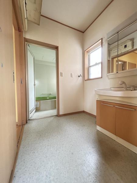 川越市氷川町 中古戸建 脱衣所