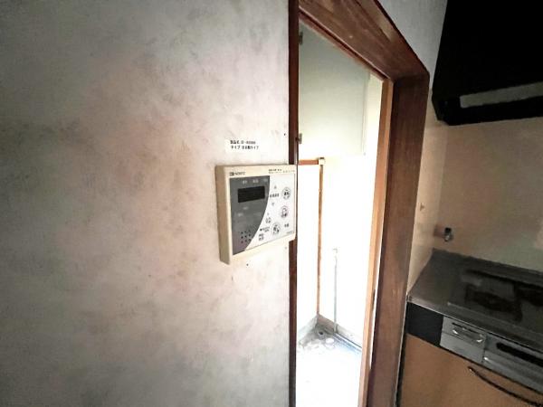 小田原市鴨宮 中古戸建 発電・温水設備(専用部)