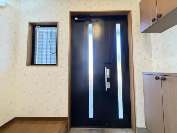 横須賀市吉井４丁目 中古戸建 玄関