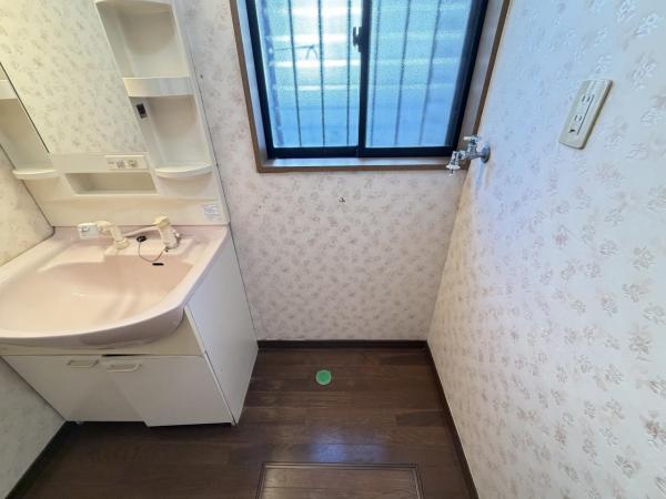 横須賀市吉井４丁目 中古戸建 ランドリースペース