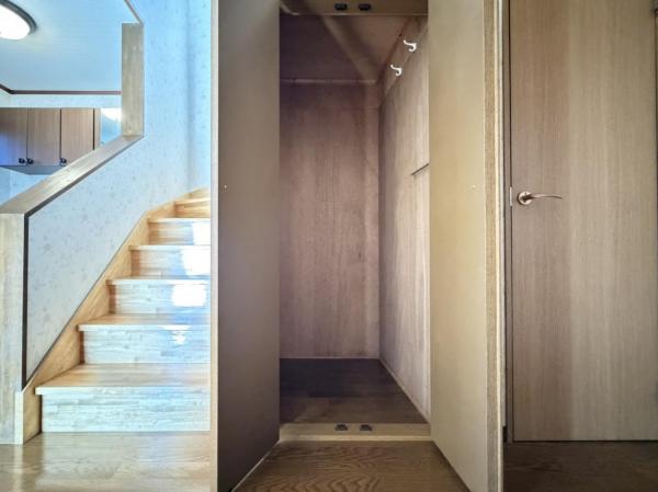 横須賀市吉井４丁目 中古戸建 収納